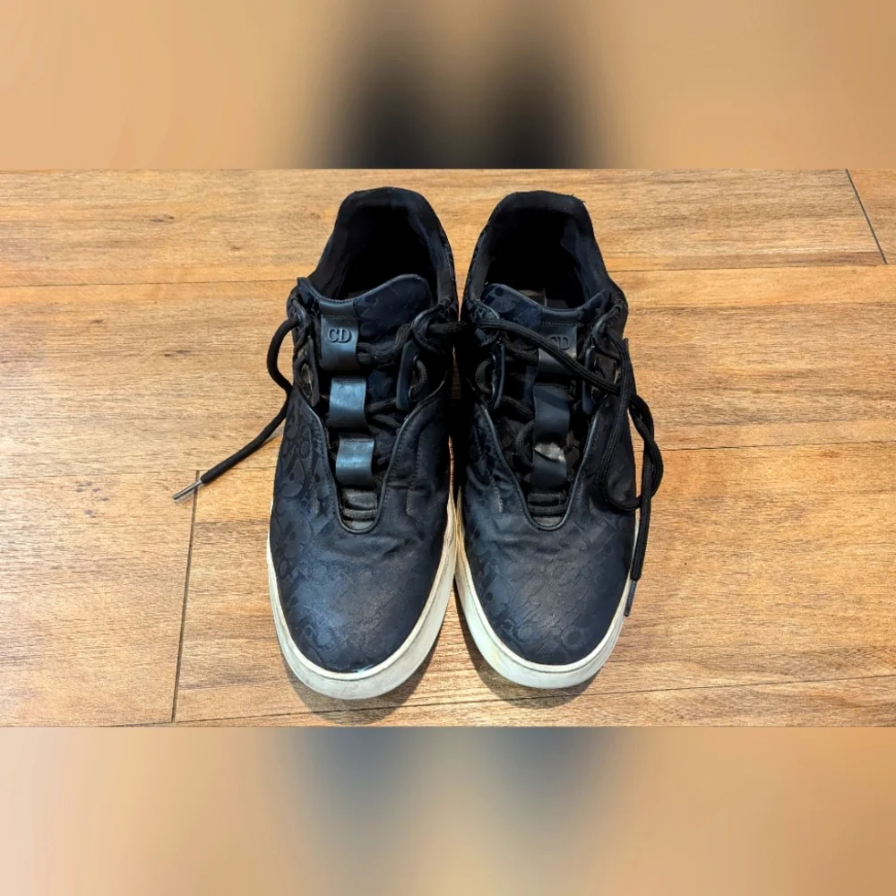 Christian Dior Men's Leather Casual Shoe - Picture 3 of 15